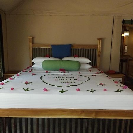 Green Villa Yala Тисамахарама Екстериор снимка